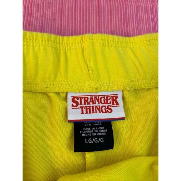 Stranger things shorts large rn# 0101531 yellow green "Camp No Where" 85 - Picture 2 of 7